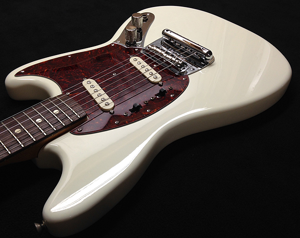 Olympic White Fender Mustang | 1966 | Sims Guitar Refinishing