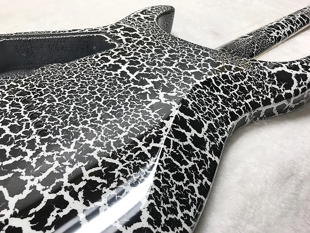crackle guitar finishes